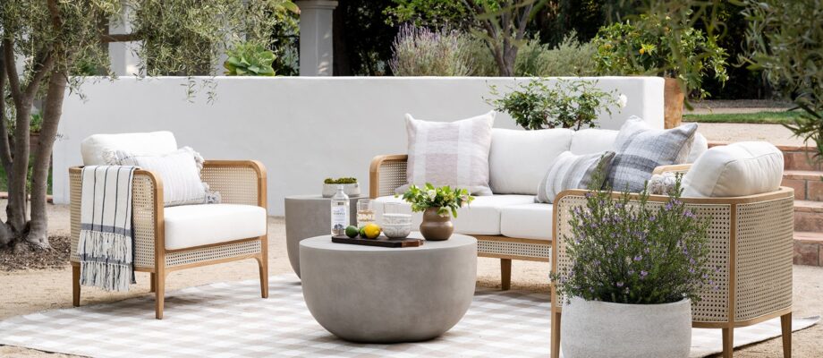 10 Best Outdoor Furniture Pieces for Your Patio